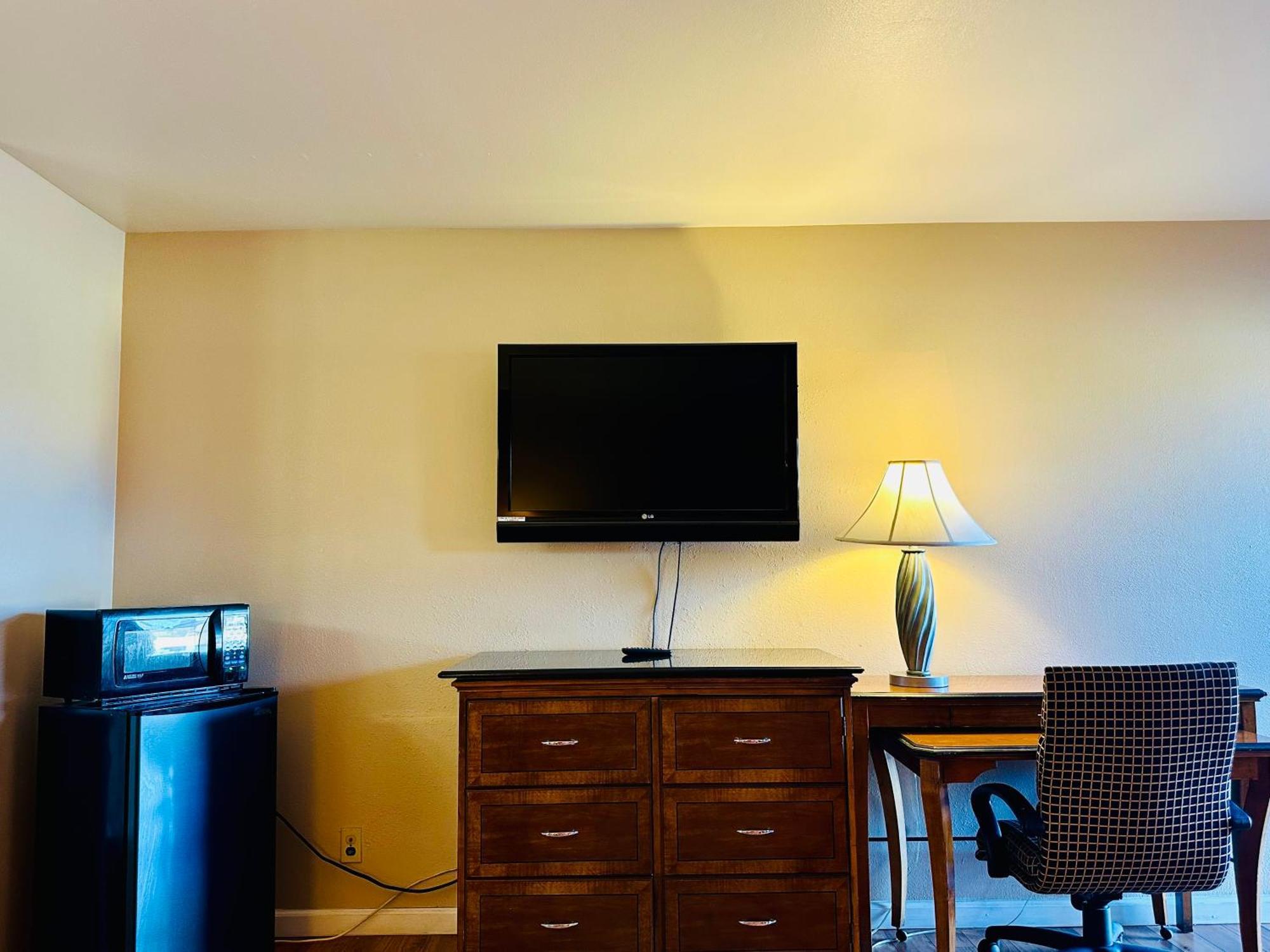 Franciscan Inn Motel Vista Bagian luar foto